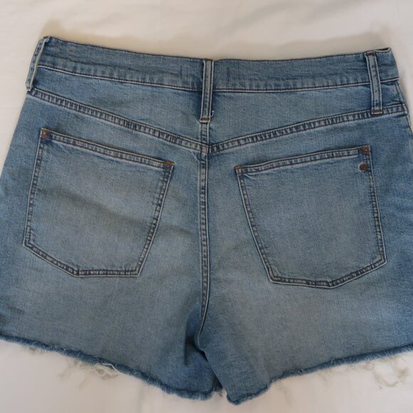 MAdewell High-Rise Denim Shorts: Button-Front Size 31 - Picture 3 of 3